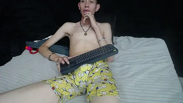 SimonAndJocelyn online show from 02-11-25, 02:57