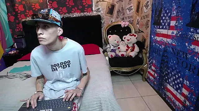 SimonAndJocelyn online show from 02-17-25, 01:25