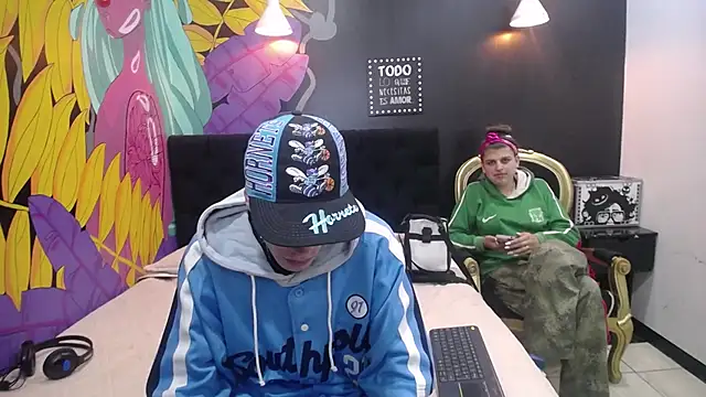 SimonAndJocelyn online show from 02-20-25, 07:52