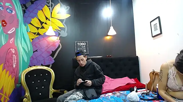 SimonAndJocelyn online show from 02-25-25, 08:30