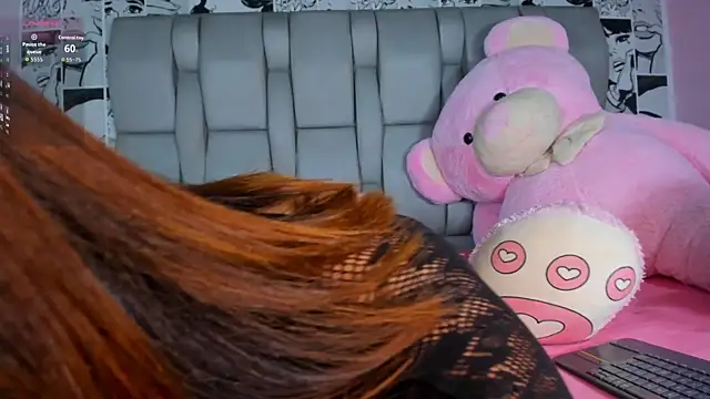 Snapshot of LucyRosse chatting on 12-05-25, 11:30 LucyRosse online show from 12-05-25, 11:30