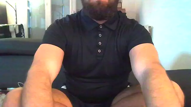 Snapshot of Zer_oki chatting on 12-21-25, 12:45 Zer oki online show from 12-21-25, 12:45