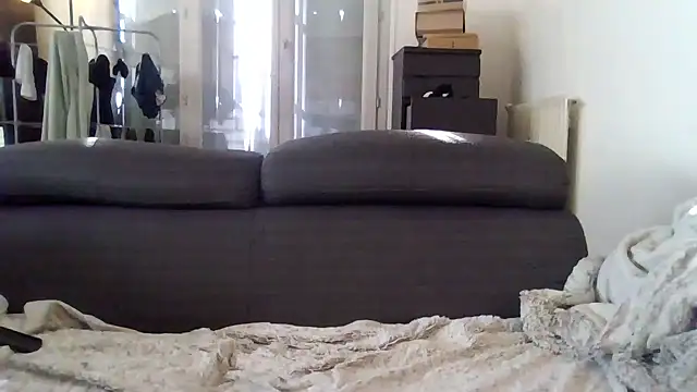 Snapshot of Zer_oki chatting on 01-11-26, 02:00 Zer oki online show from 01-11-26, 02:00