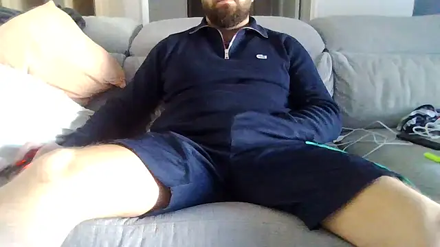 Snapshot of Zer_oki chatting on 02-25-26, 03:21 Zer oki online show from 02-25-26, 03:21