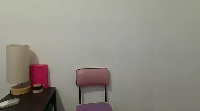 Snapshot of MirandaLatinaLovely chatting on 03-02-25, 06:19 MirandaLatinaLovely online show from 03-02-25, 06:19