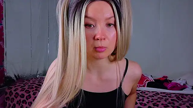 Snapshot of TwerkingCheerleader chatting on 01-16-26, 04:11 TwerkingCheerleader online show from 01-16-26, 04:11