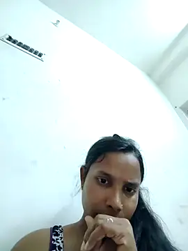 Snapshot of Olivia0879 chatting on 02-21-25, 02:27 Olivia0879 online show from 02-21-25, 02:27