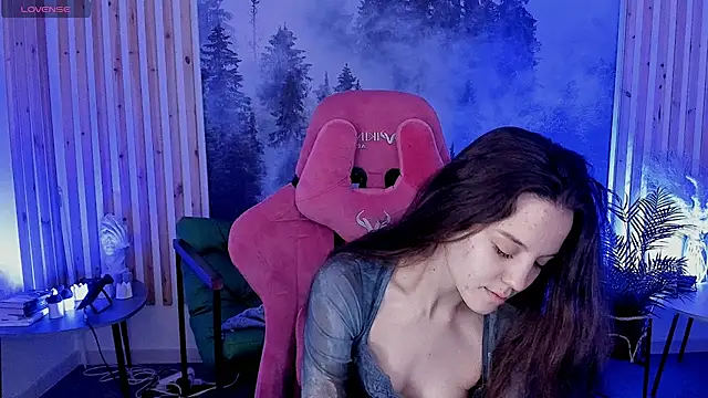 MilaStoyne online show from 12-15-25, 08:29