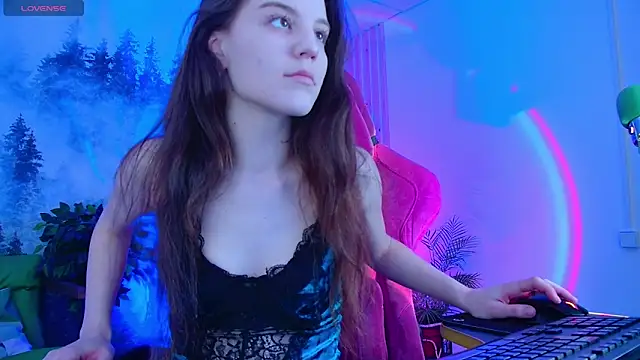 MilaStoyne online show from 01-15-26, 07:46