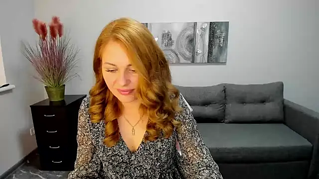 Mira Whites online show from 02-17-25, 07:15