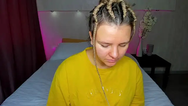 Snapshot of Jenny_Jimmy chatting on 10-26-25, 09:26 Jenny Jimmy online show from 10-26-25, 09:26