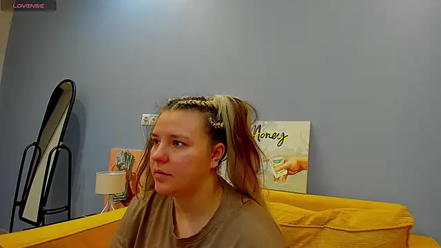 Snapshot of Jenny_Jimmy chatting on 02-21-26, 02:01 Jenny Jimmy online show from 02-21-26, 02:01