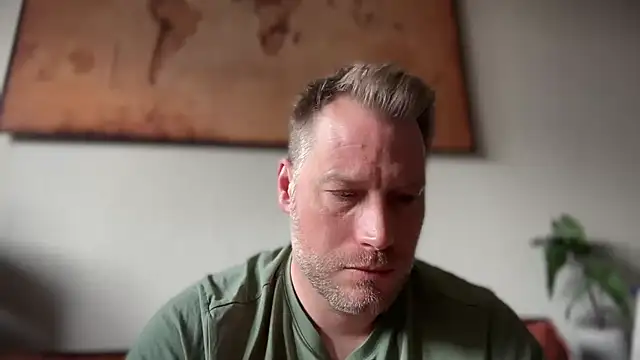 Snapshot of Christian87xxx chatting on 03-08-26, 07:56 Christian87xxx online show from 03-08-26, 07:56