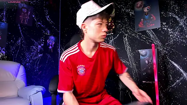 marcuscollins1  online show from 02-28-25, 01:47