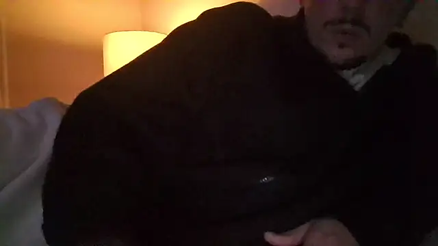 Snapshot of giumy91 chatting on 03-13-26, 04:46 giumy91 online show from 03-13-26, 04:46