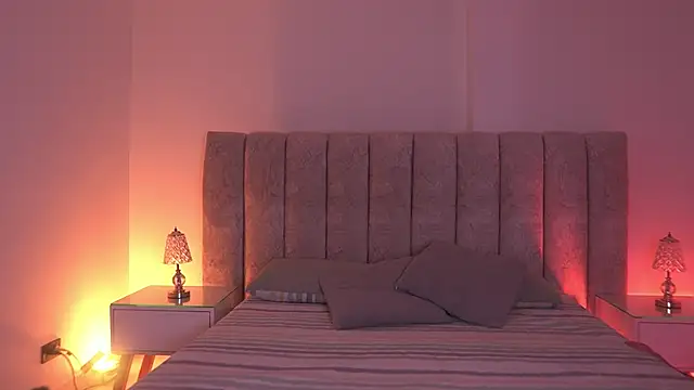 sara lopee1 online show from 11-27-25, 11:56