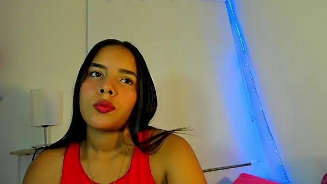 Snapshot of Roxy_Stonee chatting on 12-02-25, 07:31 Roxy Stonee online show from 12-02-25, 07:31