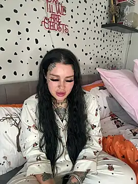 tempzzz12 online show from 07-30-26, 04:17