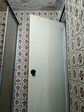 Niick01  online show from 04-29-26, 07:01