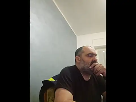 fuocovivo4 online show from 04-03-26, 05:11