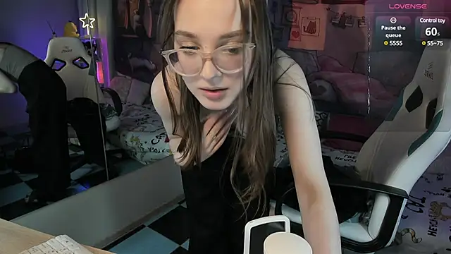 Snapshot of kaisajenner chatting on 02-21-25, 05:42 kaisajenner online show from 02-21-25, 05:42