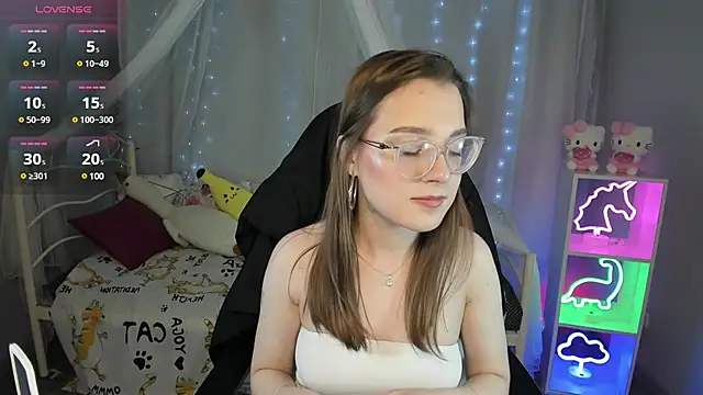 Snapshot of kaisajenner chatting on 03-17-25, 05:49 kaisajenner online show from 03-17-25, 05:49