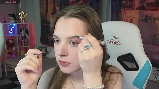 kaisajenner online show from 02-02-26, 07:07