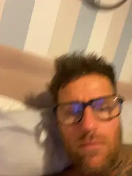 Jamesdeanmcqueen online show from 02-01-25, 07:34