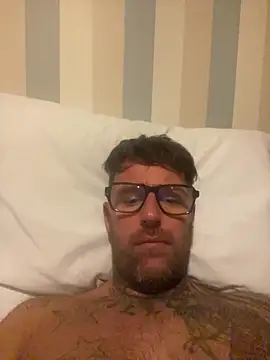 Jamesdeanmcqueen online show from 11-03-25, 06:31