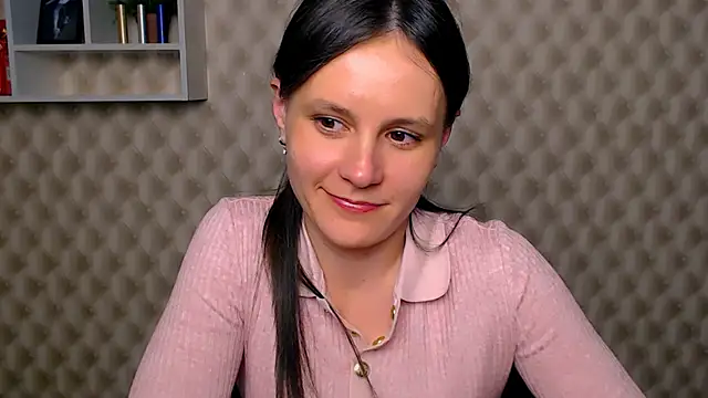 ValeriaHeart  online show from 02-25-25, 07:03