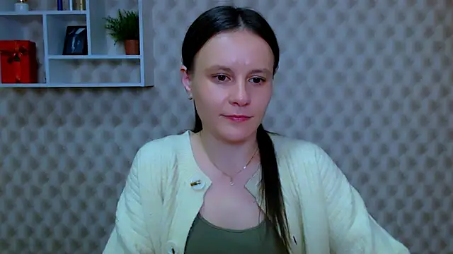 Snapshot of ValeriaHeart_ chatting on 02-06-26, 05:56 ValeriaHeart online show from 02-06-26, 05:56