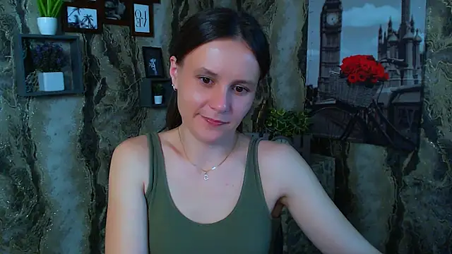 Snapshot of ValeriaHeart_ chatting on 03-06-26, 02:57 ValeriaHeart online show from 03-06-26, 02:57