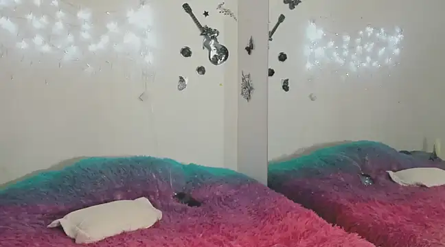 Snapshot of Sofiadelacruz chatting on 03-16-25, 02:32 Sofiadelacruz online show from 03-16-25, 02:32