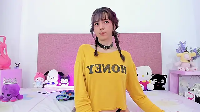 Snapshot of AriYokai chatting on 03-03-25, 04:14 AriYokai online show from 03-03-25, 04:14