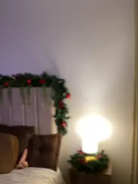 Snapshot of jacob_and_sam chatting on 12-14-25, 01:11 jacob and sam online show from 12-14-25, 01:11