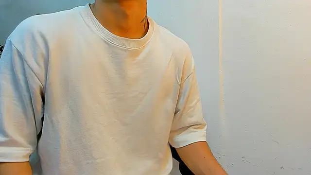 Snapshot of roan_birkin chatting on 01-09-26, 07:15 roan birkin online show from 01-09-26, 07:15