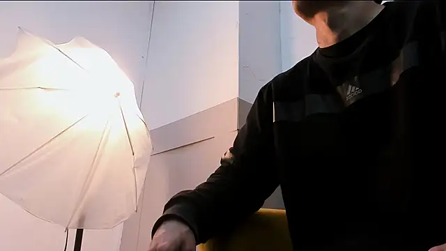 Snapshot of roan_birkin chatting on 02-08-26, 07:50 roan birkin online show from 02-08-26, 07:50