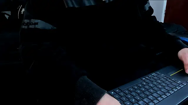 Snapshot of roan_birkin chatting on 02-17-26, 08:59 roan birkin online show from 02-17-26, 08:59