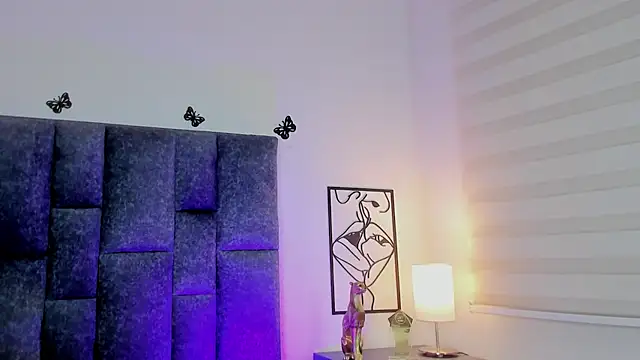 Snapshot of Violetta_Ficher chatting on 01-12-26, 02:17 Violetta Ficher online show from 01-12-26, 02:17