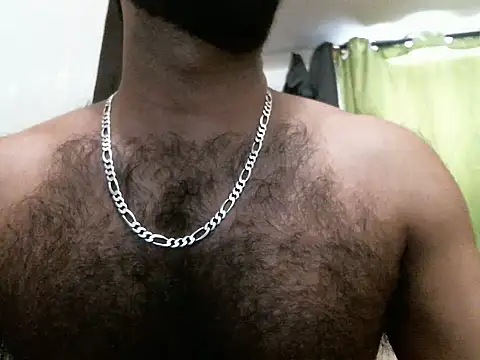 Snapshot of indianhairybull chatting on 11-26-25, 04:35 indianhairybull online show from 11-26-25, 04:35