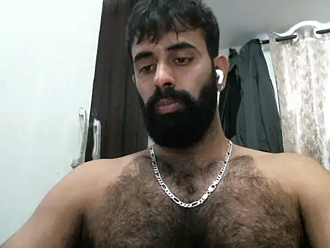 Snapshot of indianhairybull chatting on 12-20-25, 04:41 indianhairybull online show from 12-20-25, 04:41