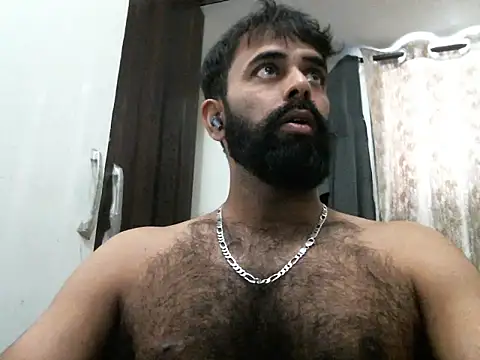 Snapshot of indianhairybull chatting on 03-02-26, 04:14 indianhairybull online show from 03-02-26, 04:14