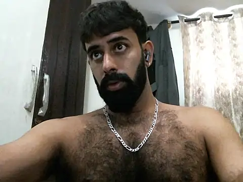 indianhairybull online show from 04-12-26, 05:01