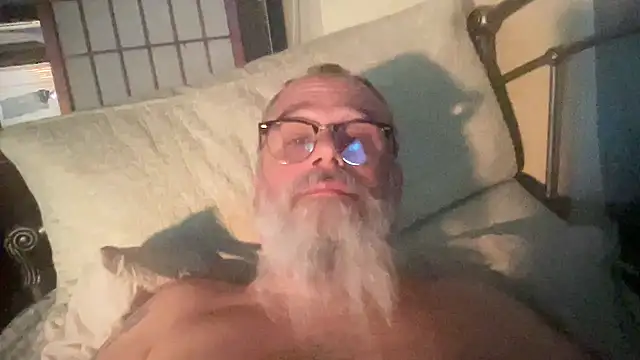 Snapshot of BigManCandy chatting on 02-03-25, 05:18 BigManCandy online show from 02-03-25, 05:18