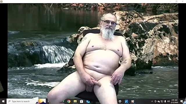 Snapshot of BigManCandy chatting on 02-12-25, 07:02 BigManCandy online show from 02-12-25, 07:02
