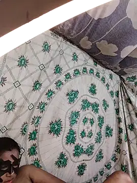 Snapshot of monekhan123 chatting on 03-04-25, 07:32 monekhan123 online show from 03-04-25, 07:32