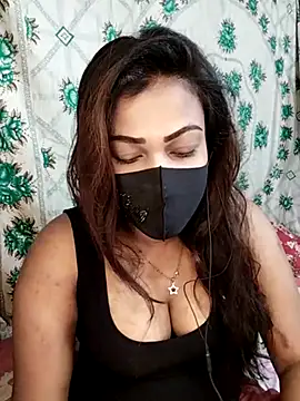 Snapshot of monekhan123 chatting on 03-11-25, 04:51 monekhan123 online show from 03-11-25, 04:51