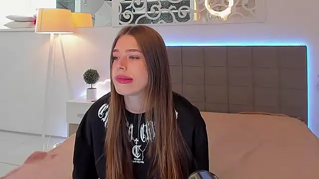 melissacrayzy online show from 04-28-26, 05:23