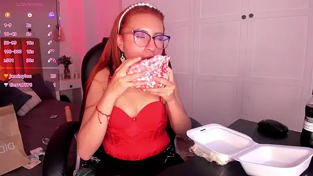 fer angel  online show from 02-26-25, 06:54