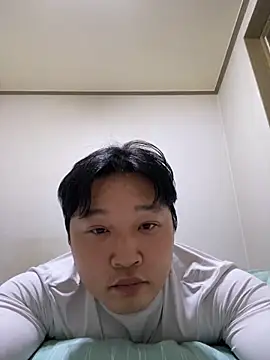 Snapshot of offwhite777 chatting on 02-07-25, 09:58 offwhite777 online show from 02-07-25, 09:58